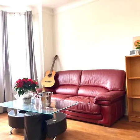 Charmante Maison Avec Jardin A Troyes *